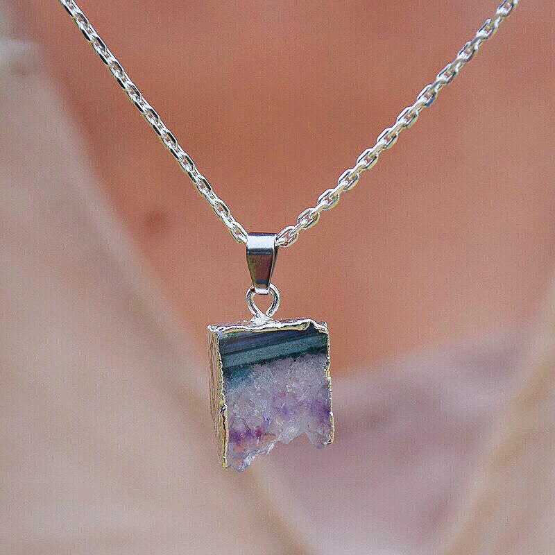 Pendentif en améthyste
