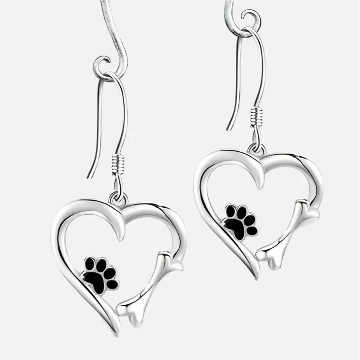 Boucles d'oreilles pendantes en argent avec motif cœur et patte