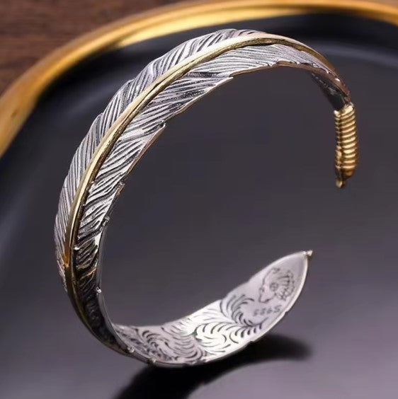 Bracelet ajustable vintage en plumes