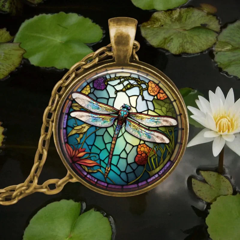 Collier pendentif en verre avec animal esprit de la forêt