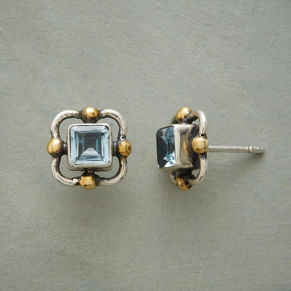 Clous d'oreilles vintage en zircon cubique bleu