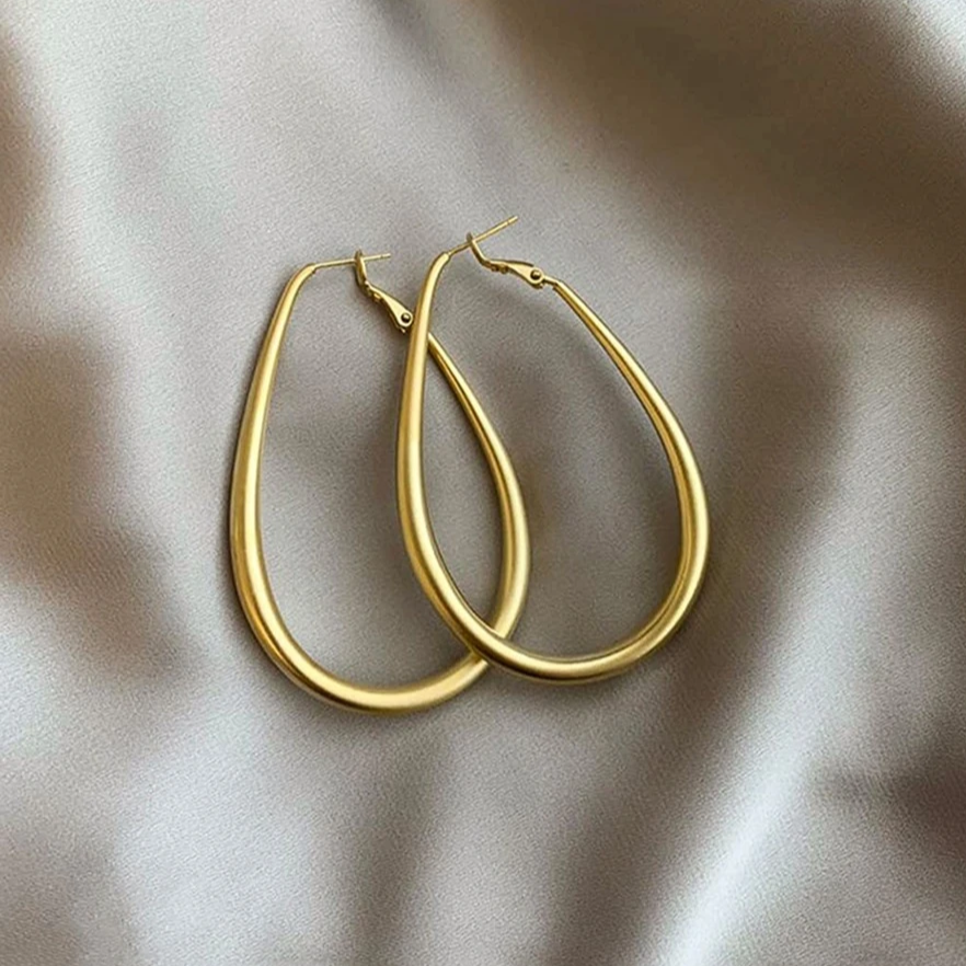 Boucles d'oreilles dorées vintage