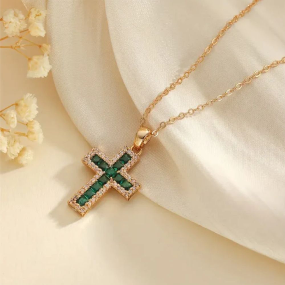 Pendentif Croisé Émeraude Solène Collier en Or